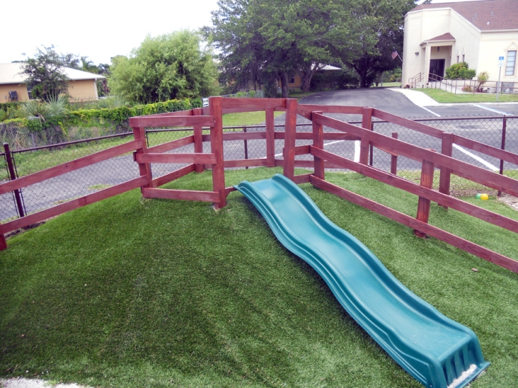 Fake Turf Tangerine Florida Lawn Back Yard