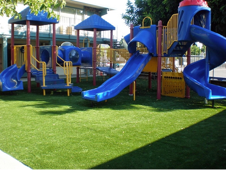 Synthetic Grass Altoona Florida Childcare Facilities Front