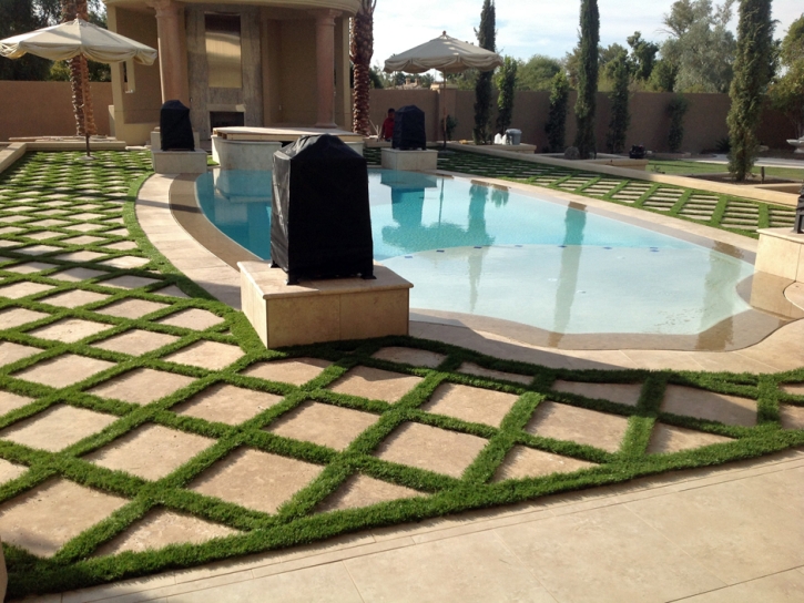 Synthetic Turf West DeLand Florida Landscape Pavers Back